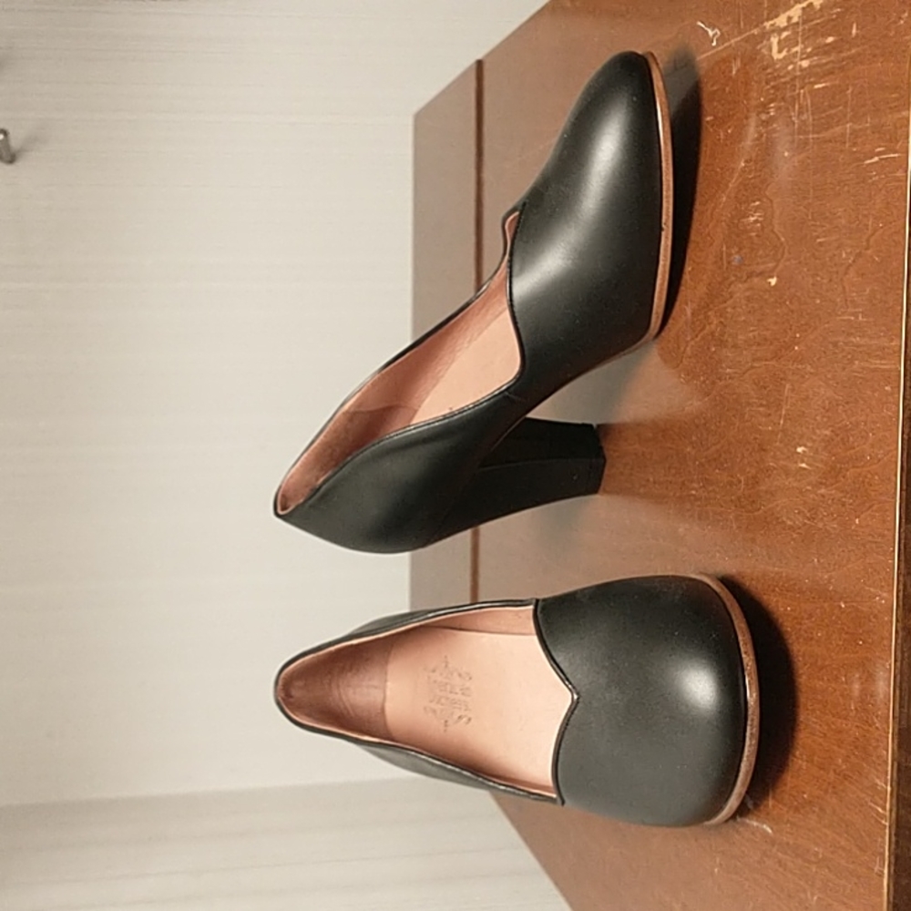 Black Marilyn heels from American Duchess